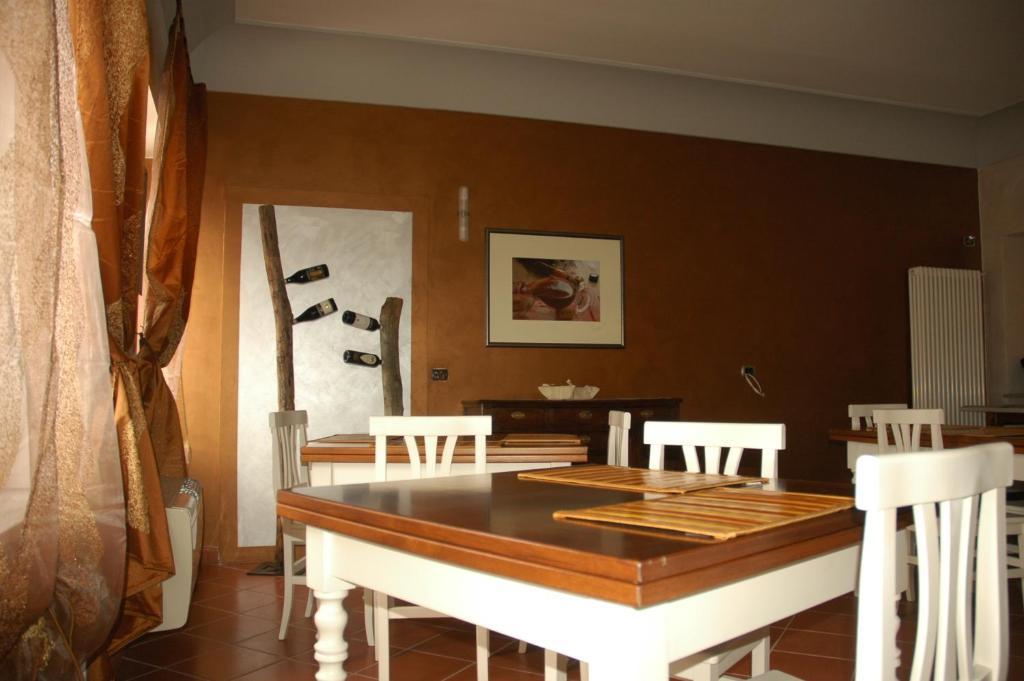 B&B Douce Maison Альба Экстерьер фото